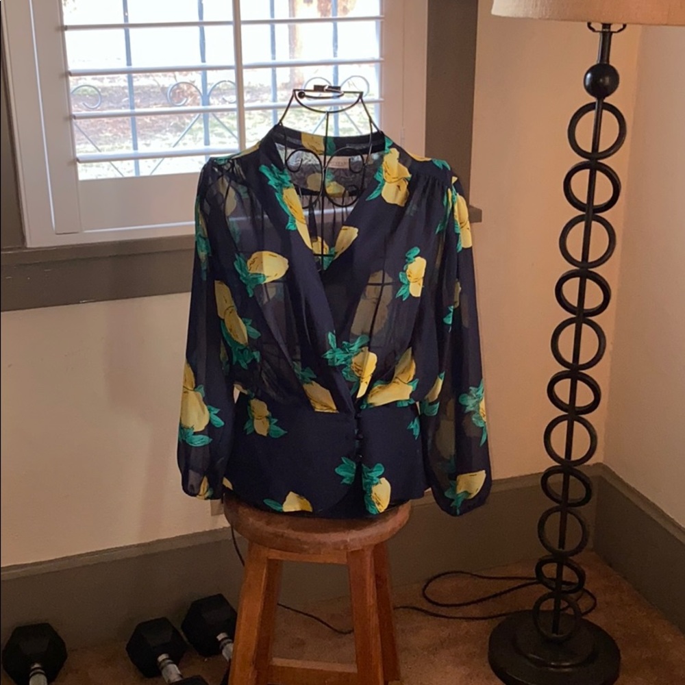 Bundle of 2: work clothes: one dress and a blouse